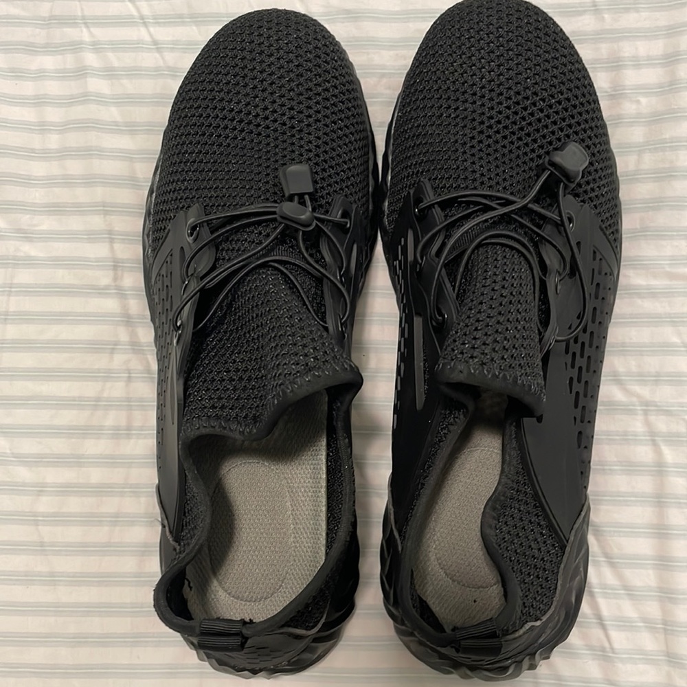 Men’s Ryder 1.5 black steel-toed work shoes with comfort insole.